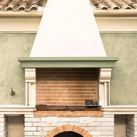 Вилла The House